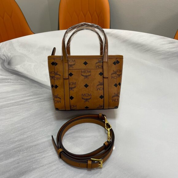 MCM women's crossbody bag shoulder bag handbag - Picture 2 of 9